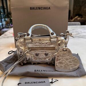 Extremely Rare Balenciaga Le Cagole mini Metallic duffle